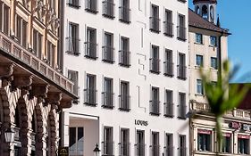 Louis Hotel